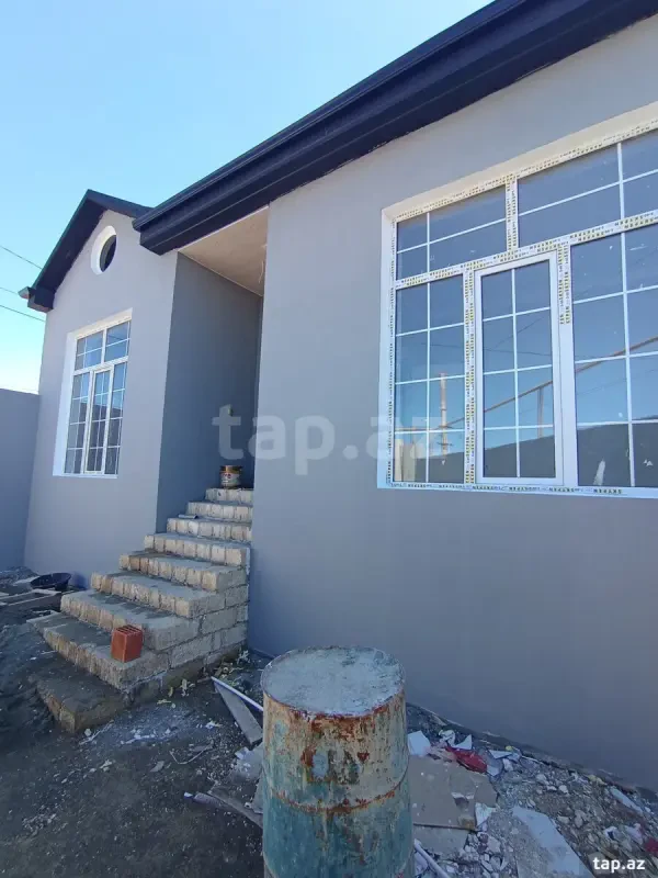 Satılır 4 otaqlı həyət evi 98 m²