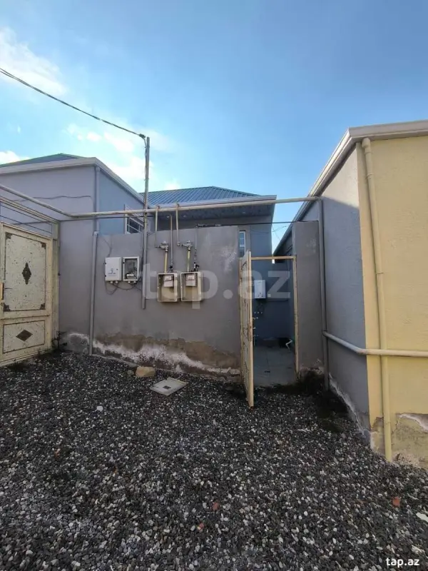 Satılır 2 otaqlı həyət evi 60 m²