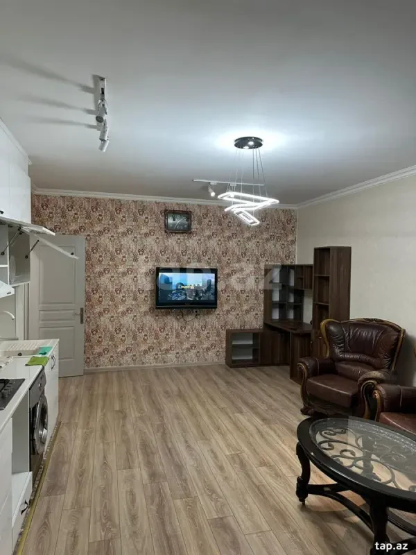 Kirayə verilir 2 otaqlı yeni tikili 100 m²