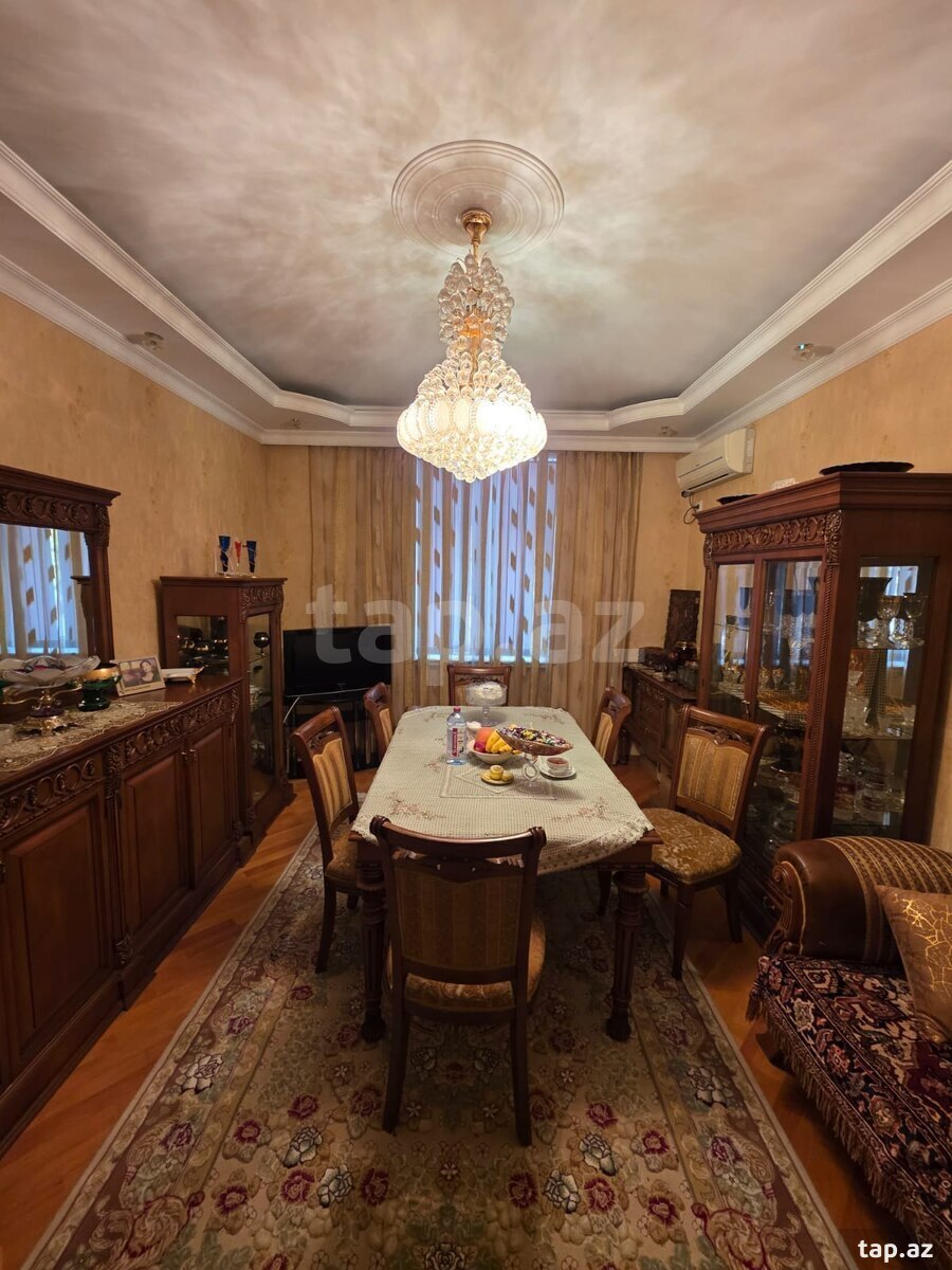 Satılır 2 otaqlı mənzil 52 m²