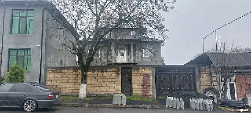 Satılır 7 otaqlı həyət evi 290 m² — Zaqatala 7 otaq 290.00 m²