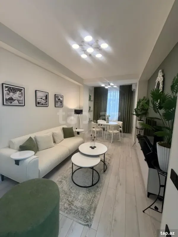 Satılır 2 otaqlı yeni tikili 78 m²