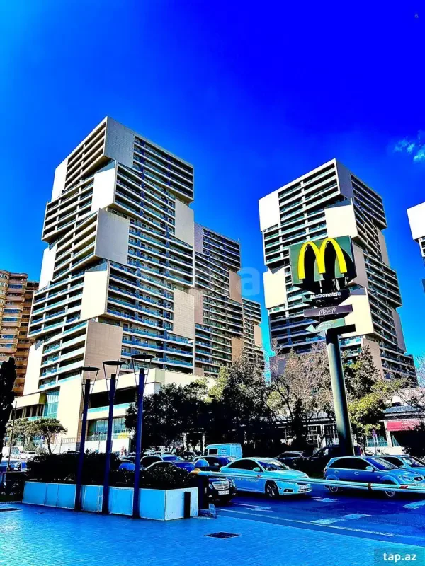 Satılır 3 otaqlı yeni tikili 145 m²