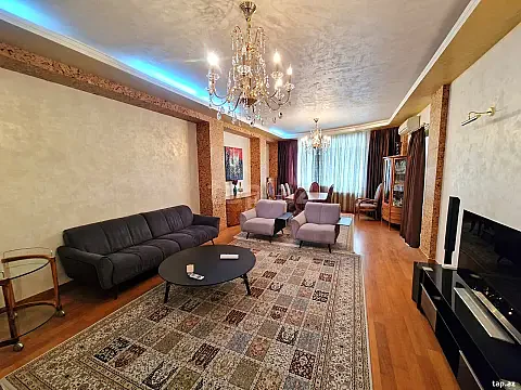 Satılır 4 otaqlı yeni tikili 195 m² — Bakı 4 otaq 195.00 m²