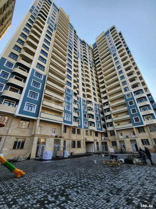 Satılır 3 otaqlı yeni tikili 153 m²