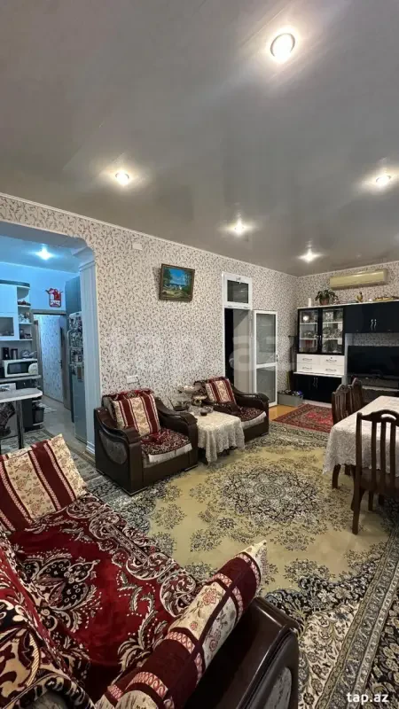 Satılır 2 otaqlı mənzil 68 m²