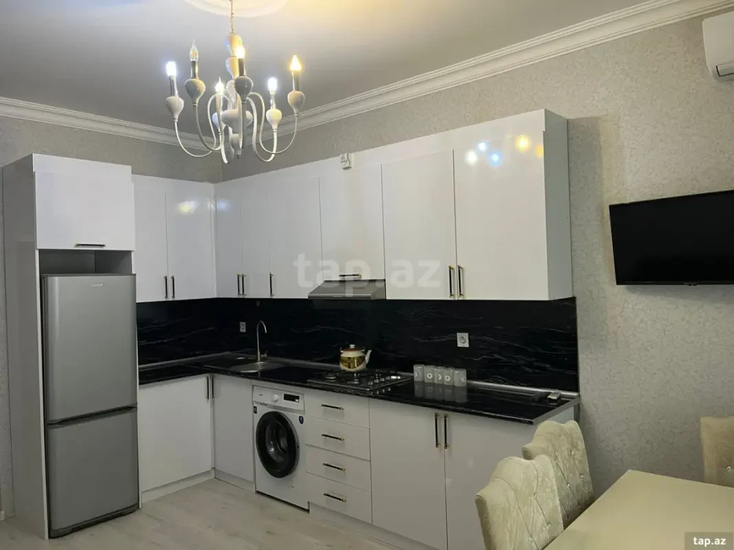 Kirayə verilir 2 otaqlı yeni tikili 70 m²