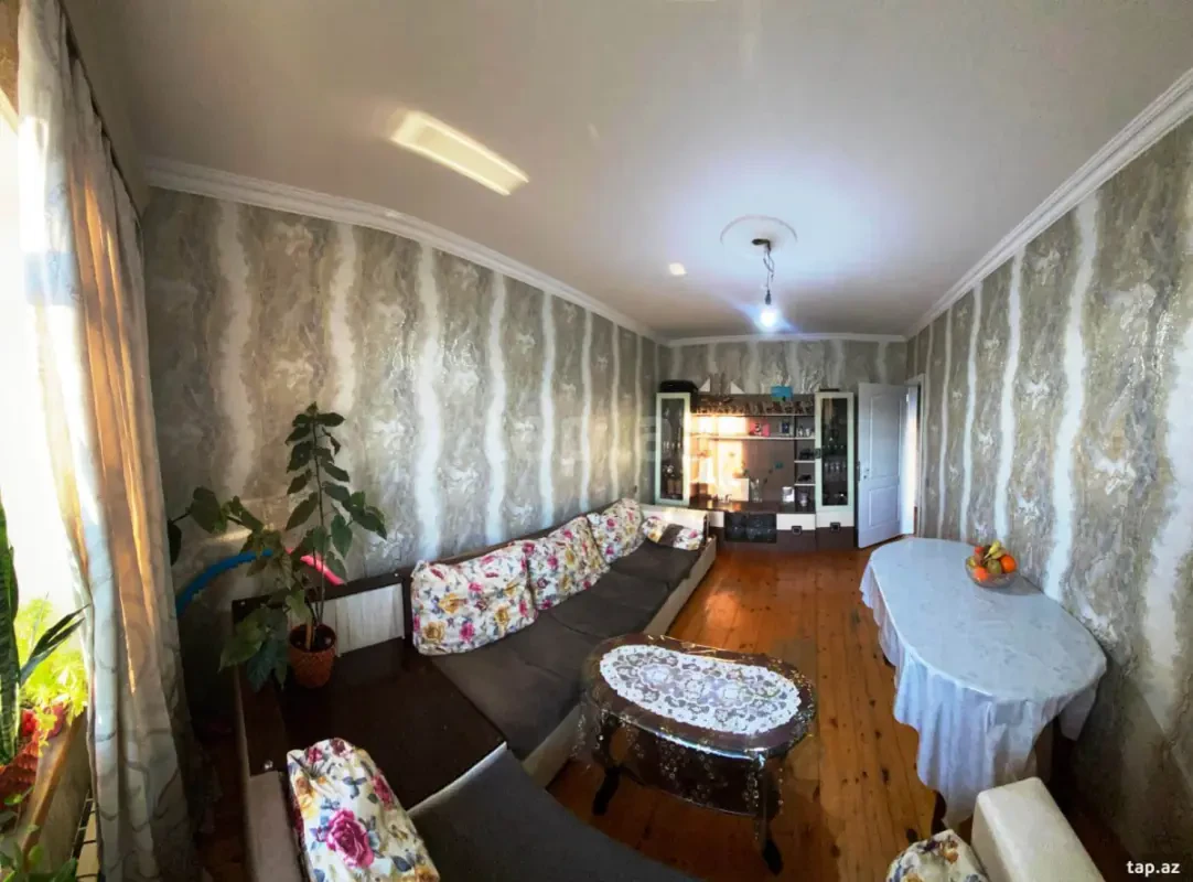 Satılır 2 otaqlı mənzil 60 m²