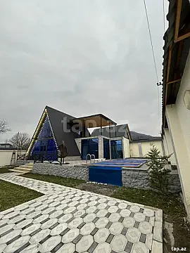 Kirayə verilir 3 otaqlı həyət evi 400 m² — Qəbələ 3 otaq 400.00 m²
