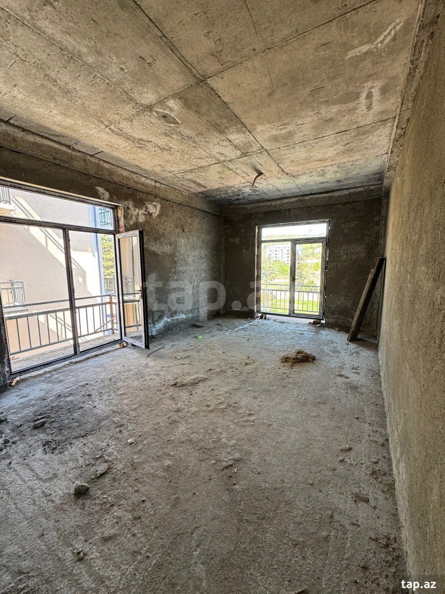 Satılır 2 otaqlı yeni tikili 71 m²