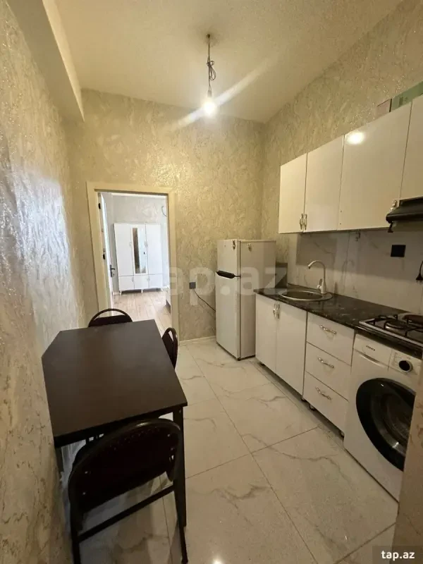 Kirayə verilir 2 otaqlı yeni tikili 45 m²