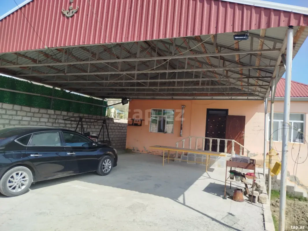 Satılır 4 otaqlı həyət evi 110 m²