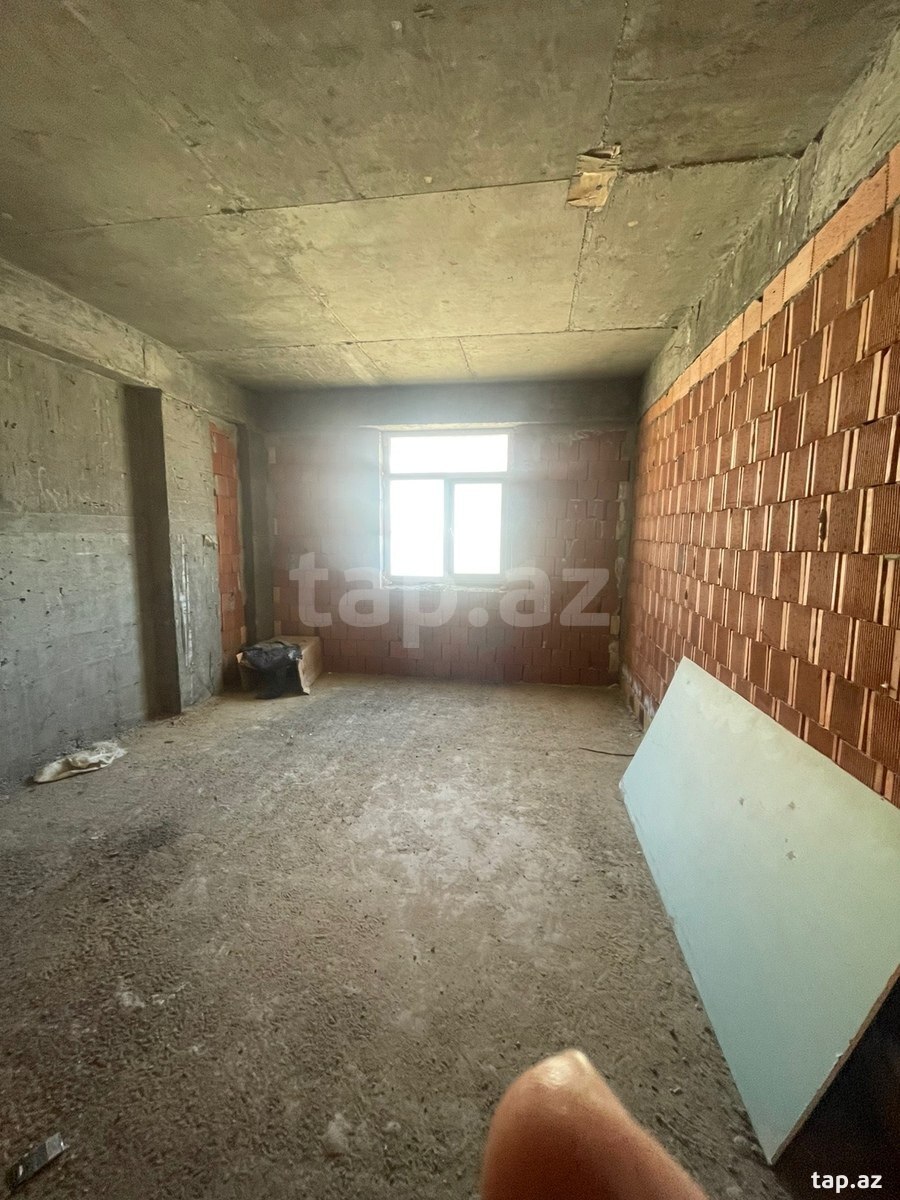 Satılır 2 otaqlı yeni tikili 77 m²