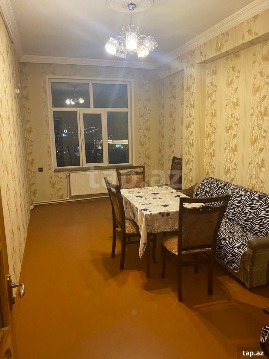Kirayə verilir 2 otaqlı mənzil 50 m²