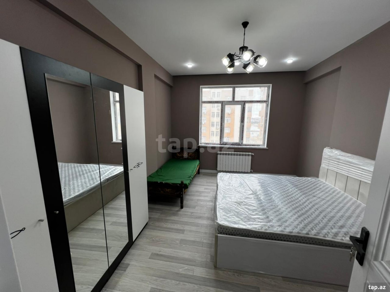 Kirayə verilir 2 otaqlı yeni tikili 78 m²