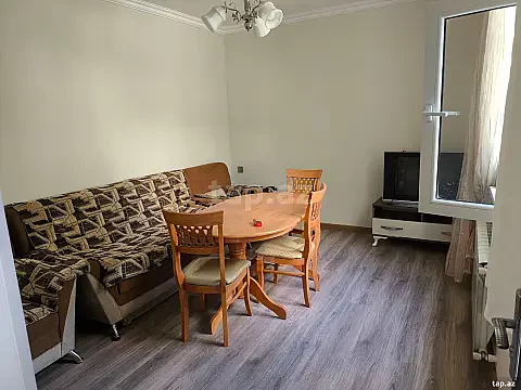 Kirayə verilir 2 otaqlı həyət evi 70 m² — Bakı, Qaraçuxur 2 otaq 70.00 m²