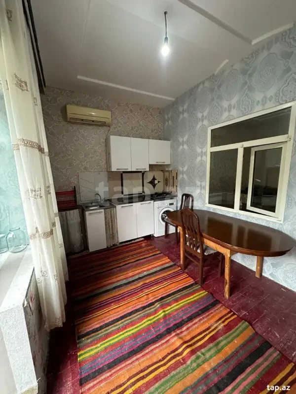 Kirayə verilir 2 otaqlı həyət evi 70 m²