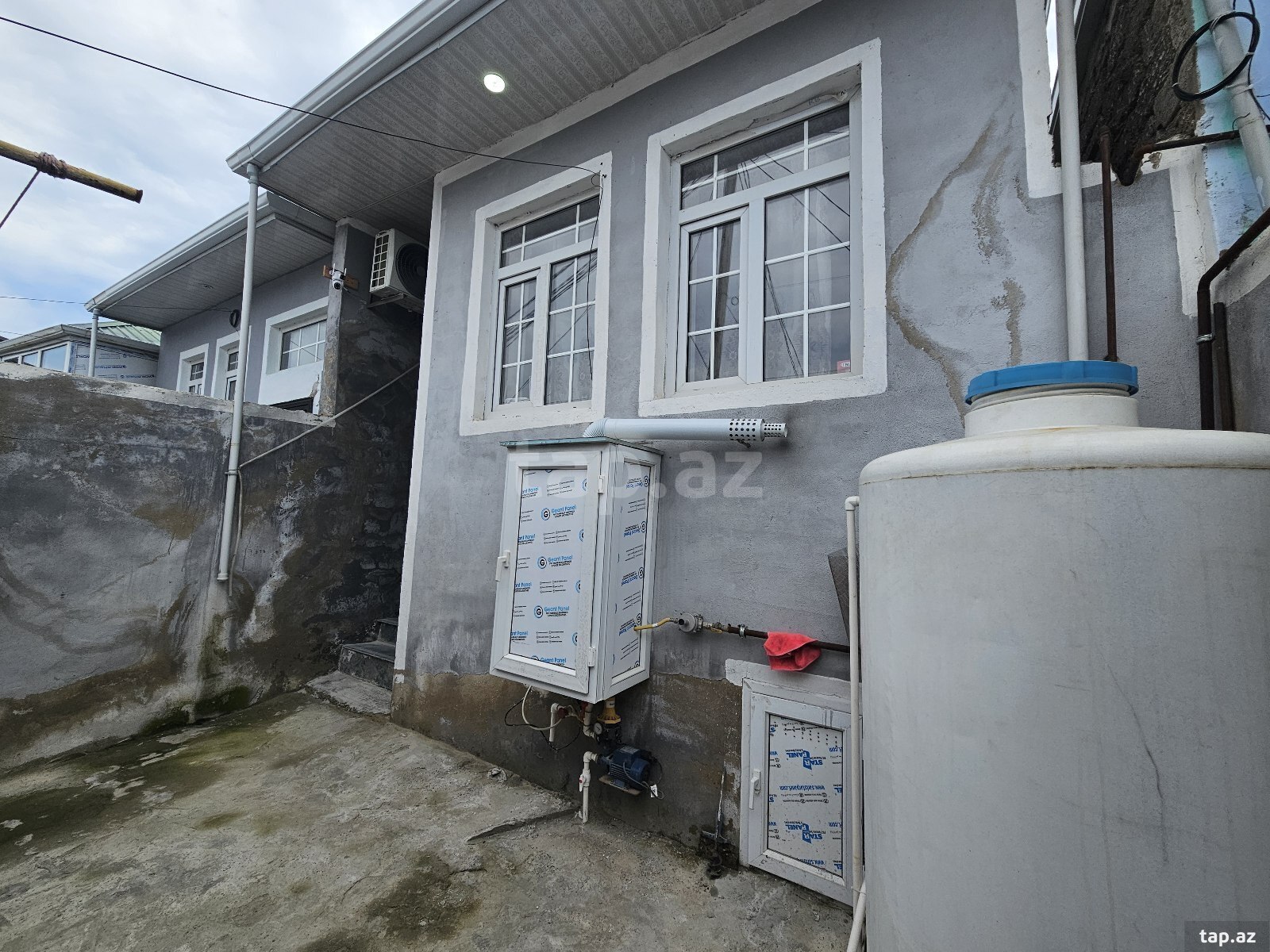 Satılır 2 otaqlı həyət evi 55 m²