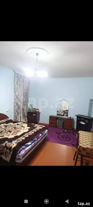 Satılır 4 otaqlı həyət evi 270 m²