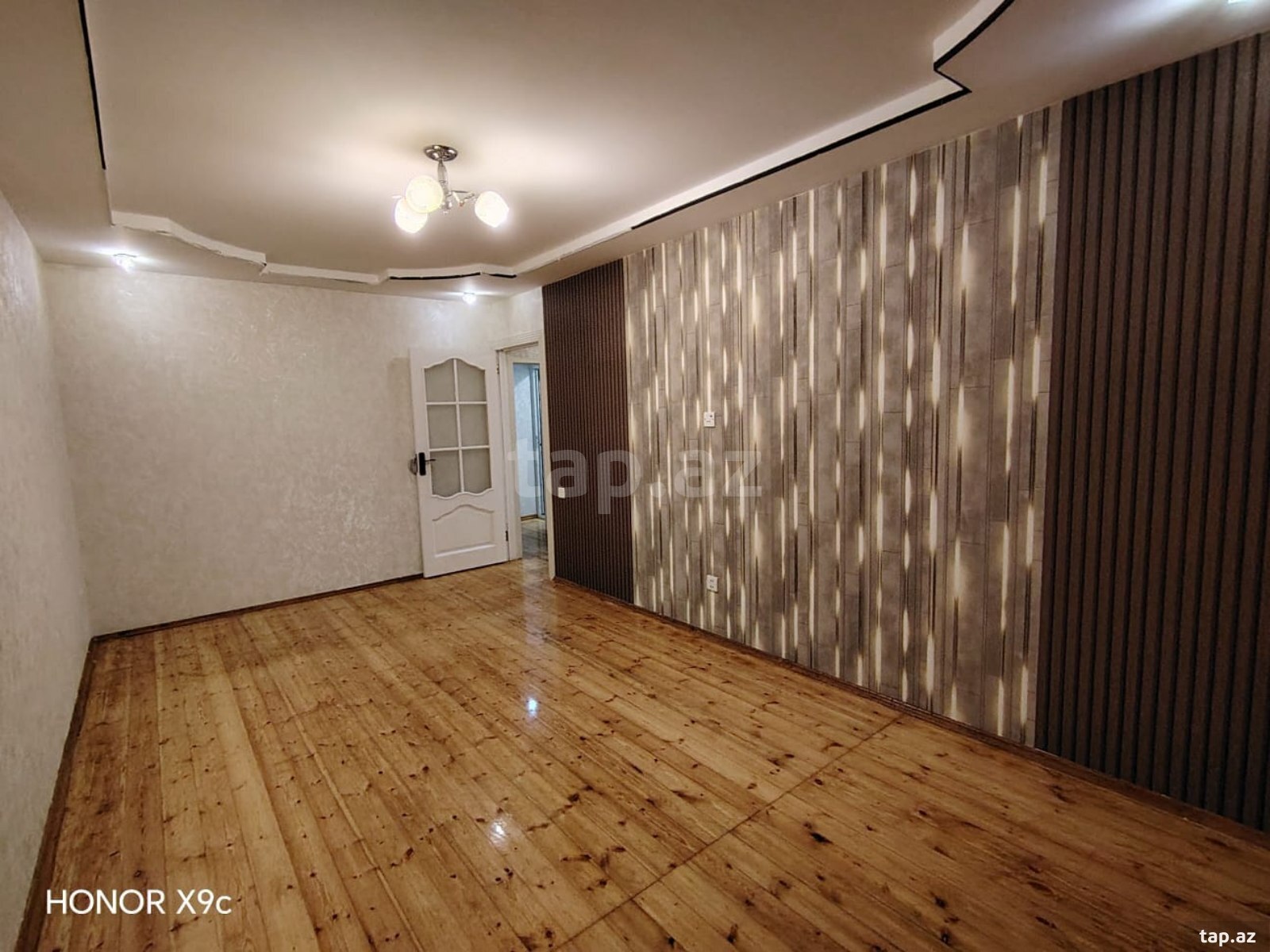Kirayə verilir 2 otaqlı mənzil 60 m²