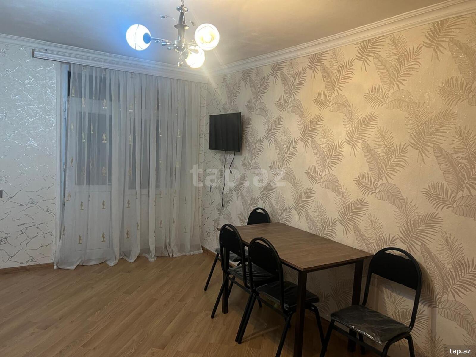 Kirayə verilir 2 otaqlı mənzil 40 m²