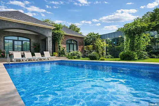 Kirayə verilir 4 otaqlı həyət evi 250 m² — Bakı, Buzovna 4 otaq 250.00 m²