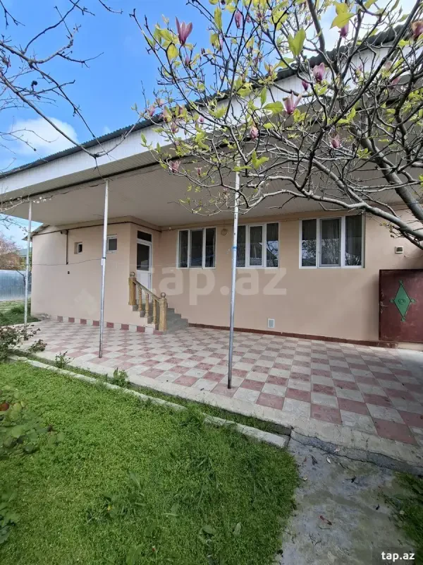 Satılır 3 otaqlı həyət evi 80 m²