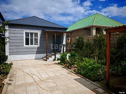 Kirayə verilir 2 otaqlı həyət evi 75 m² — Bakı 2 otaq 75.00 m²