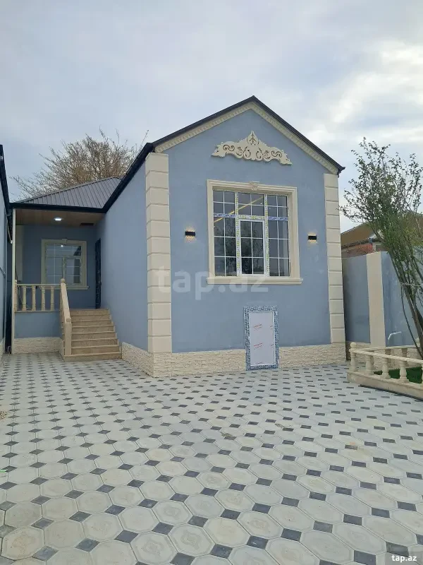 Satılır 4 otaqlı həyət evi 120 m²