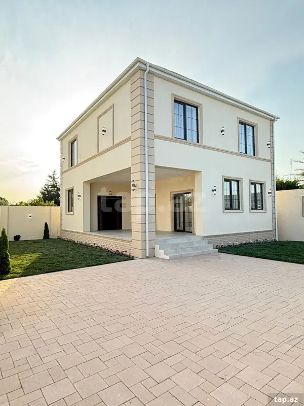 Satılır 4 otaqlı həyət evi 220 m²