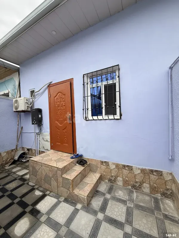Satılır 1 otaqlı həyət evi 60 m²