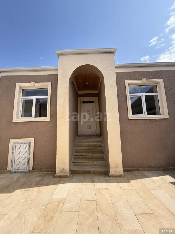Satılır 4 otaqlı həyət evi 100 m²