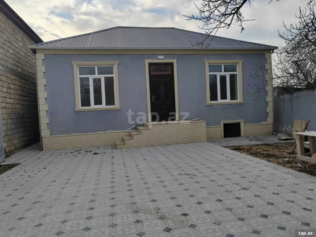 Satılır 3 otaqlı həyət evi 100 m²