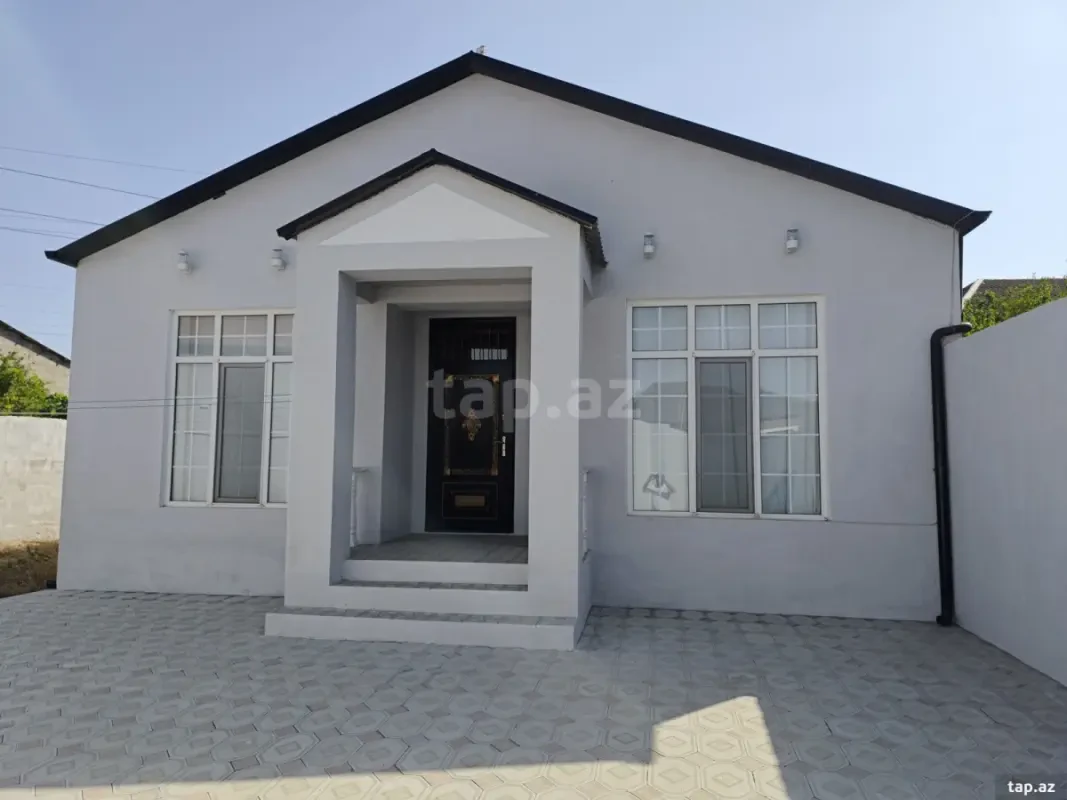 Satılır 3 otaqlı həyət evi 100 m²