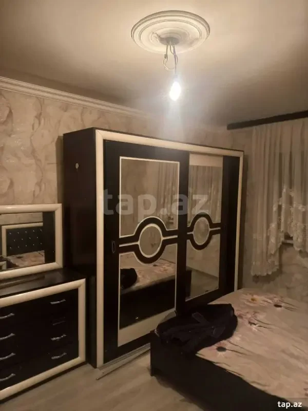 Satılır 1 otaqlı mənzil 40 m²