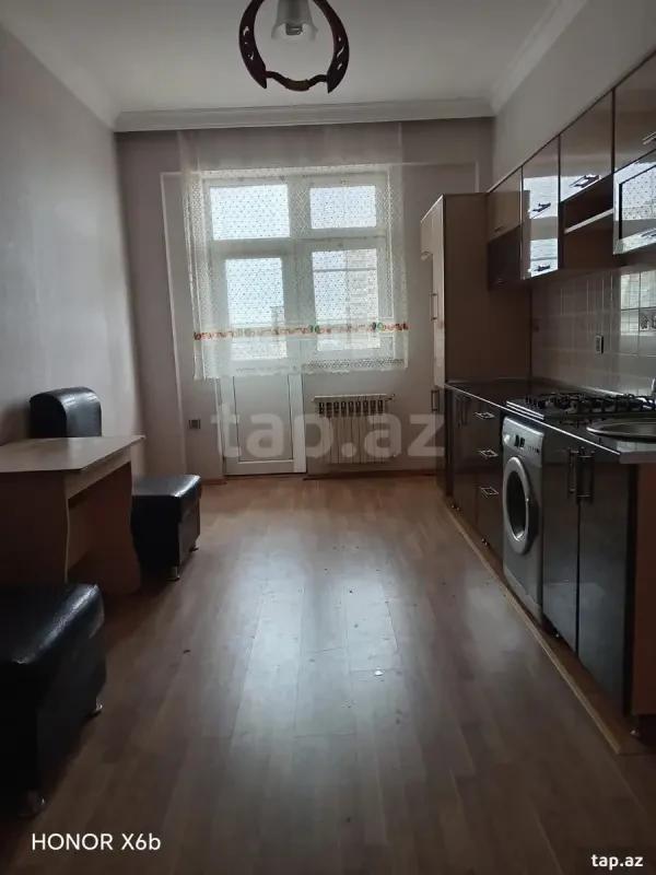 Kirayə verilir 2 otaqlı yeni tikili 100 m²
