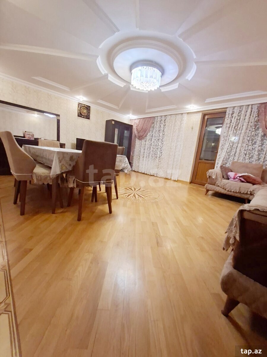 Satılır 5 otaqlı mənzil 120 m²