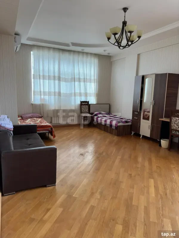 Kirayə verilir 3 otaqlı yeni tikili 110 m²