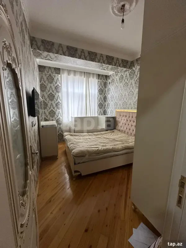 Kirayə verilir 2 otaqlı yeni tikili 70 m²