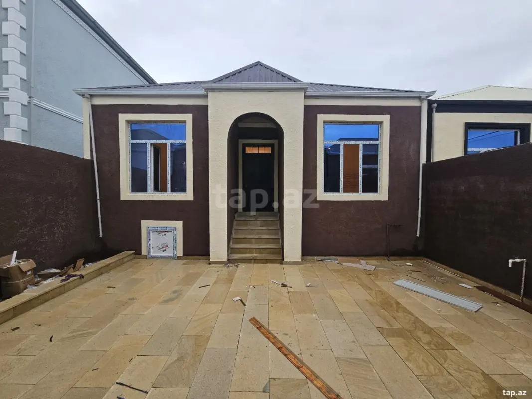 Satılır 4 otaqlı həyət evi 120 m²