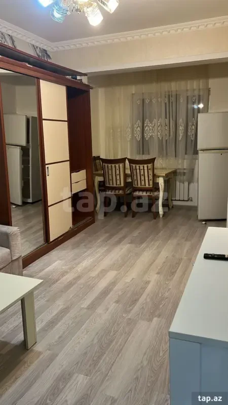 Kirayə verilir 2 otaqlı mənzil 45 m²