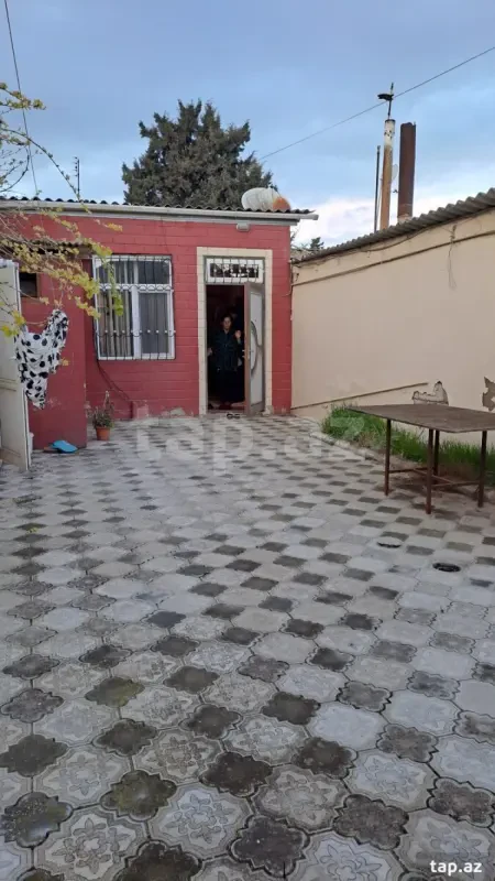 Satılır 3 otaqlı həyət evi 100 m²