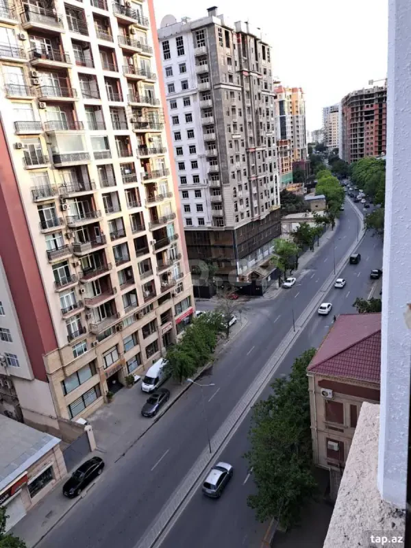 Satılır 3 otaqlı yeni tikili 110 m²