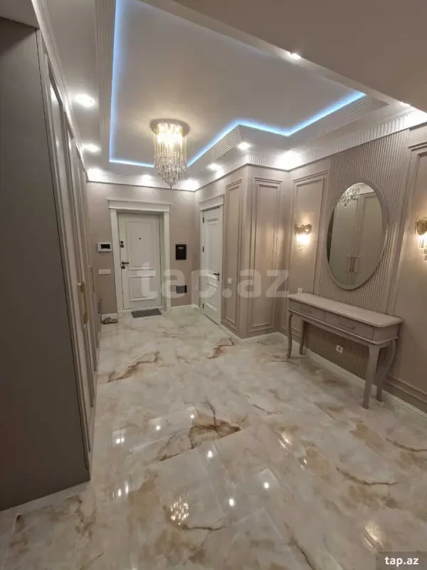 Satılır 3 otaqlı yeni tikili 110 m²