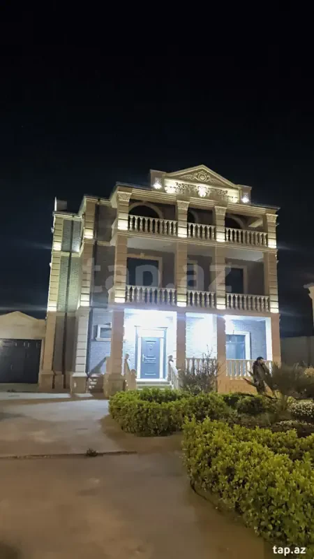 Satılır 6 otaqlı həyət evi 360 m²