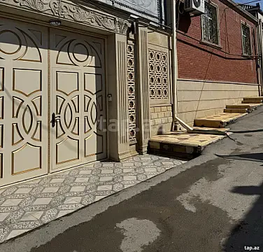 Satılır 6 otaqlı həyət evi 400 m² — Gəncə 6 otaq 400.00 m²