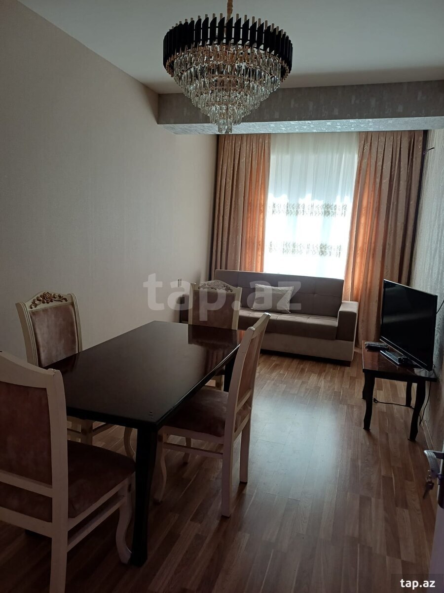 Kirayə verilir 2 otaqlı yeni tikili 70 m²