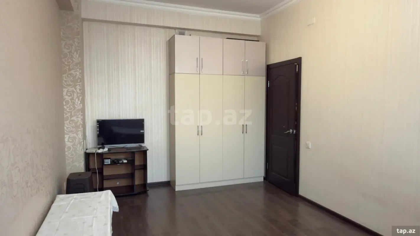 Kirayə verilir 1 otaqlı yeni tikili 40 m²