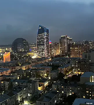 Kirayə verilir 3 otaqlı yeni tikili 130 m² — Bakı 3 otaq 130.00 m²