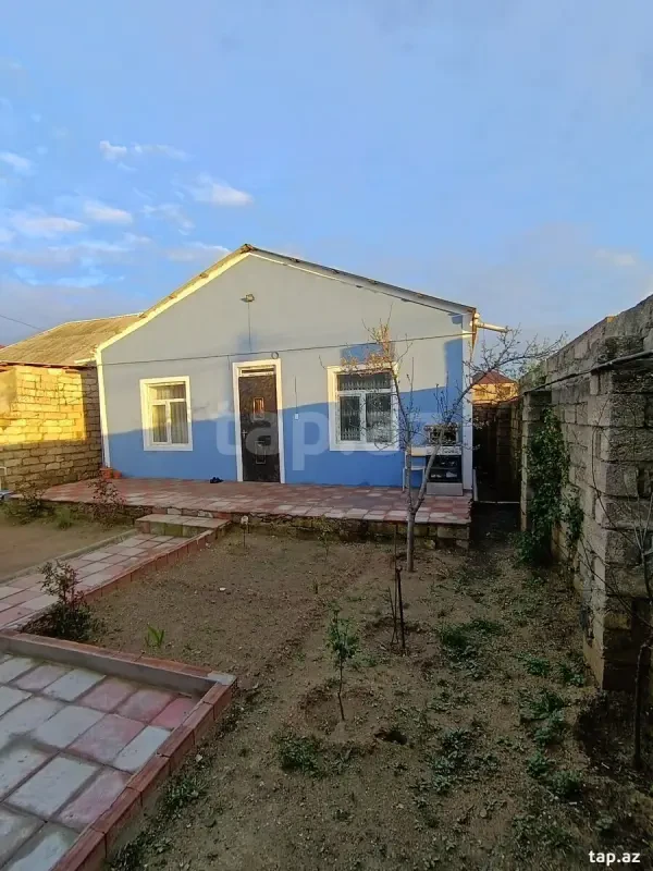 Satılır 4 otaqlı həyət evi 90 m²